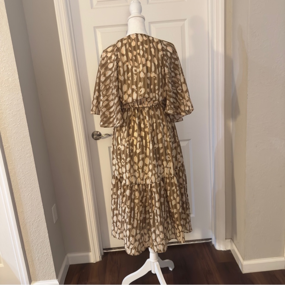 Kaktus Beige and Brown Patterned Dress - Picture 9 of 10